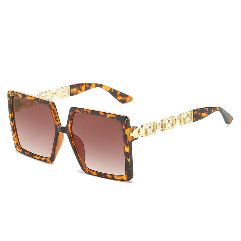 Damen quadratische Sonnenbrille mit luxuriösen Akzenten Brehn