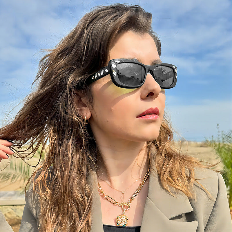 Damen modische Sonnenbrille mit Kristallverzierung Brehn