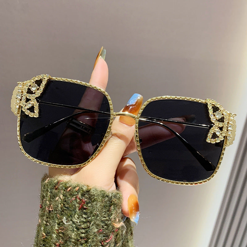 Damen extravagante Brille mit funkelnden Akzenten Brehn