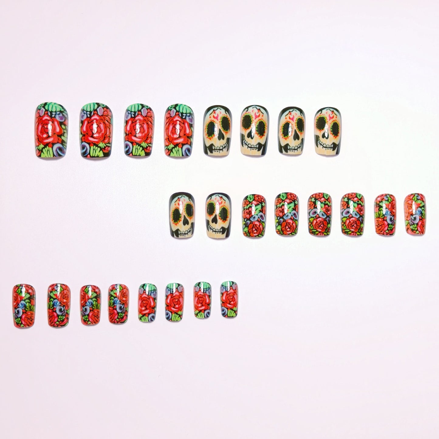 Kunstnagelset mit Lebhaftem Totenschädelmotiv Brehn