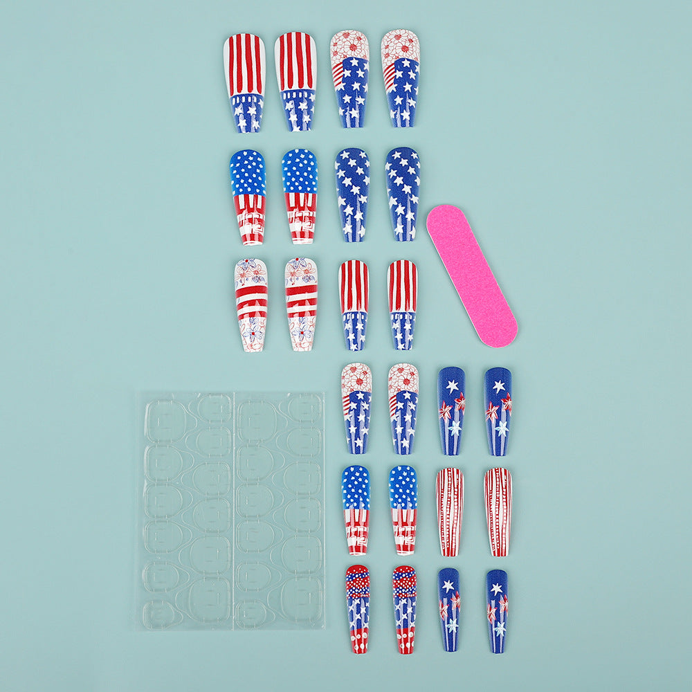 Kreative Nail Art Kunstnägel im patriotischen Design Brehn