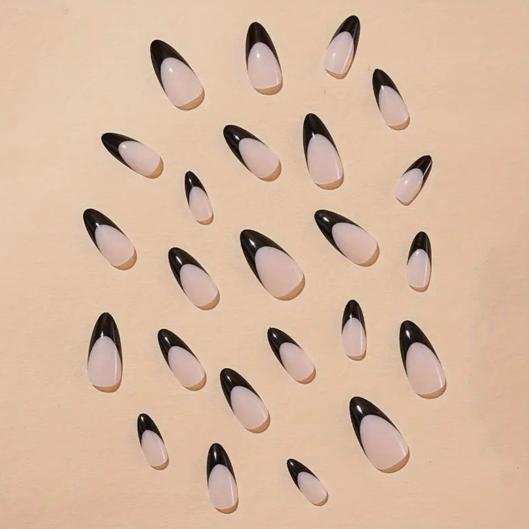 Künstliche Nagelspitzen mit stilvollem Motiv Brehn