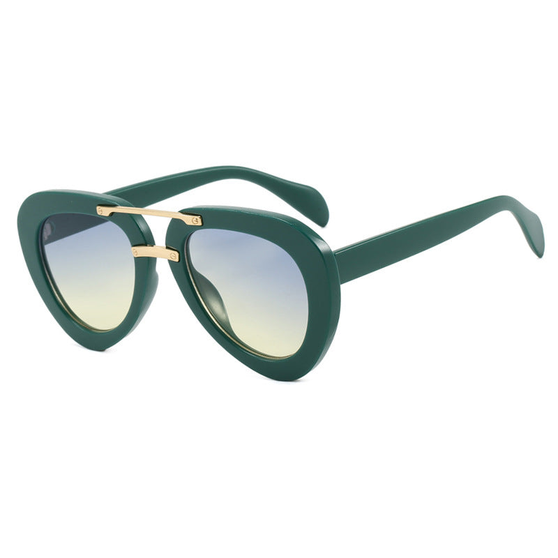 Damen extravagante Sonnenbrille im modernen Herzdesign Brehn