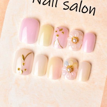 Blumenmuster Press-On Nagelkunstset mit Perlenverzierungen Brehn