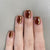 Elegante Press-On-Nägel Kunst mit Metallic-Finish Brehn