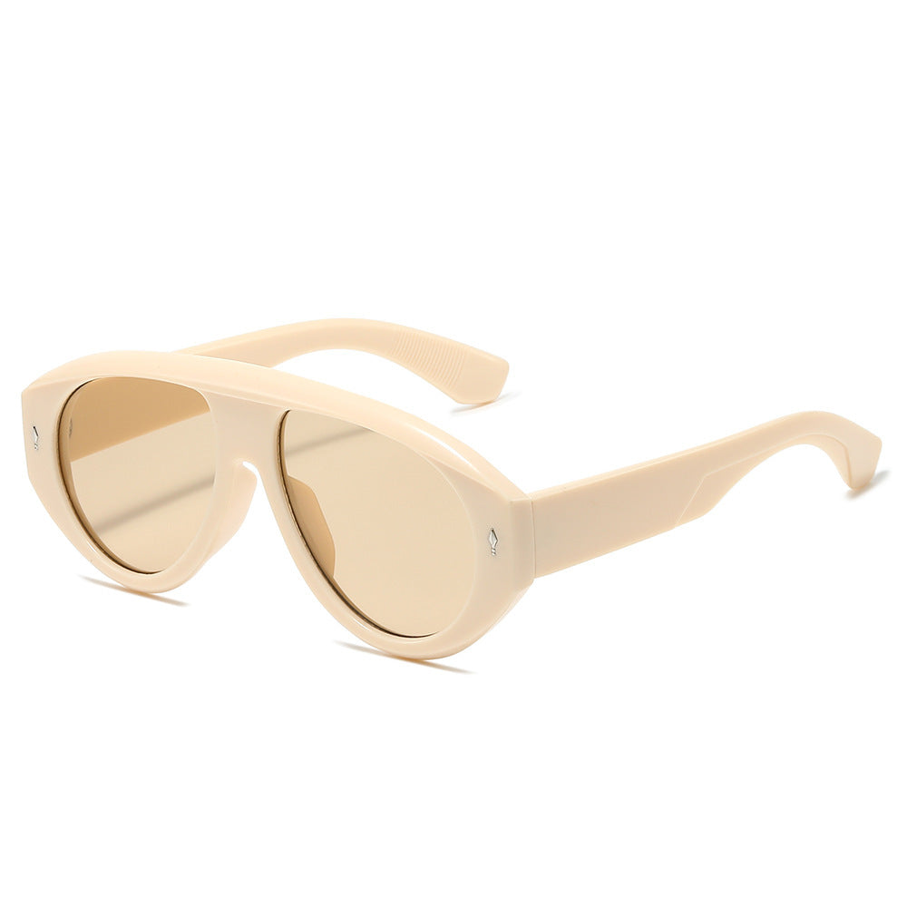 Modische skulpturale Sonnenbrille Brehn