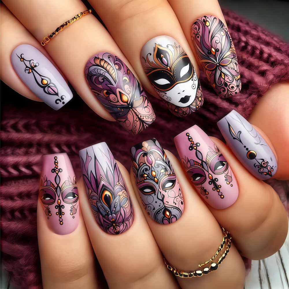 Kunstvolle und dekorative Nagelspitzen Brehn