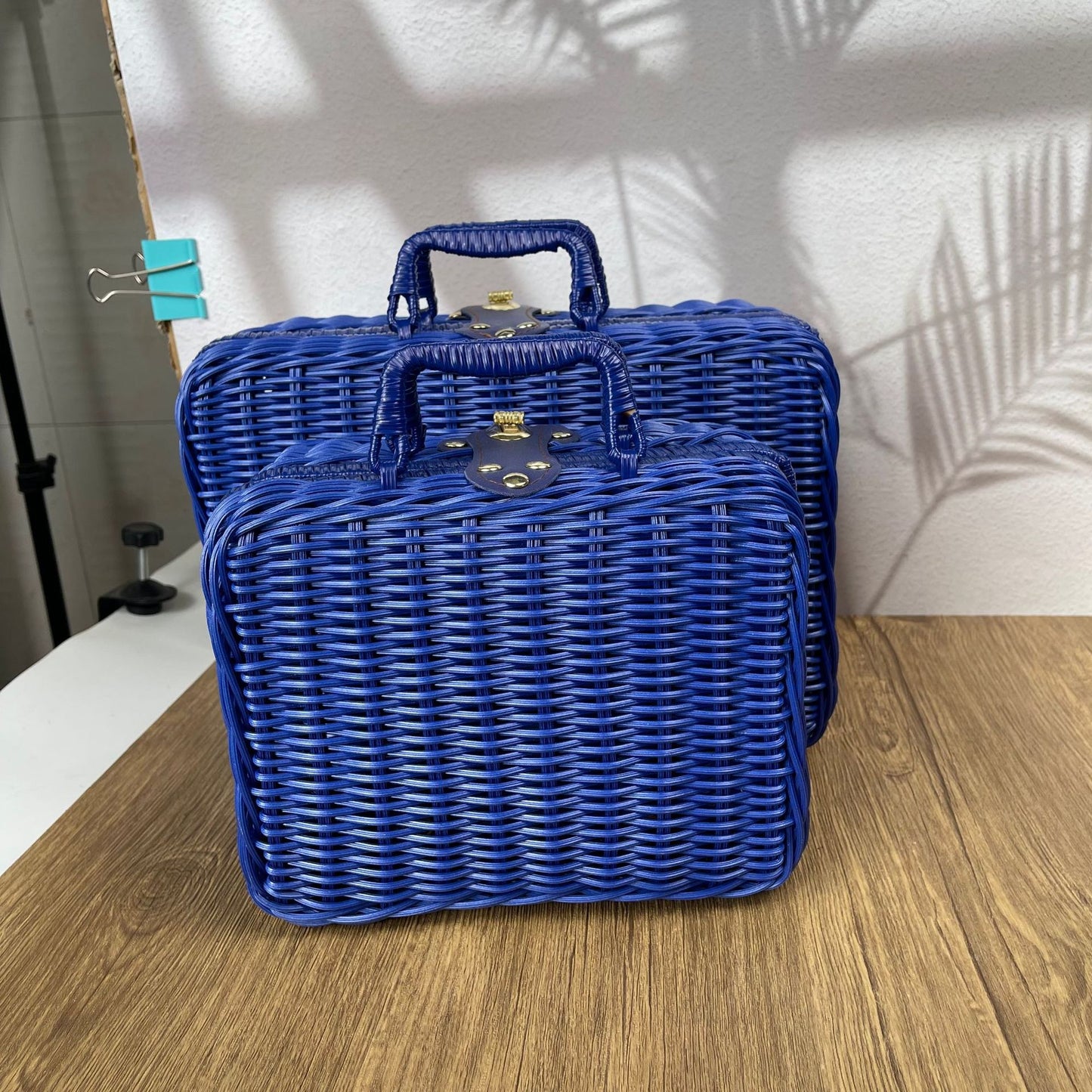 Damen eleganter Handtasche aus geflochtenem Material Brehn