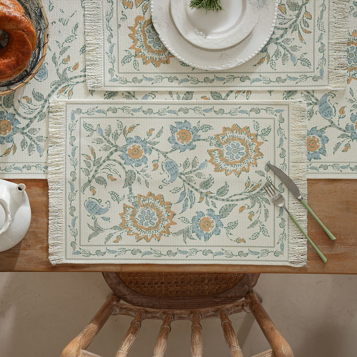Rechteckiger Dekorativer Vintage-Teppich mit floraler webstruktur und Fransen Brehn
