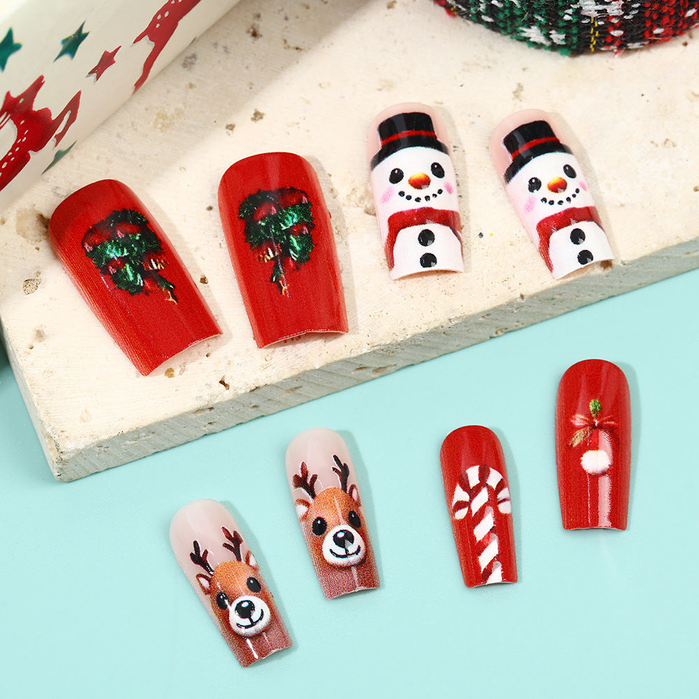 Festliche Kunstnägel im weihnachtlichen Design Brehn