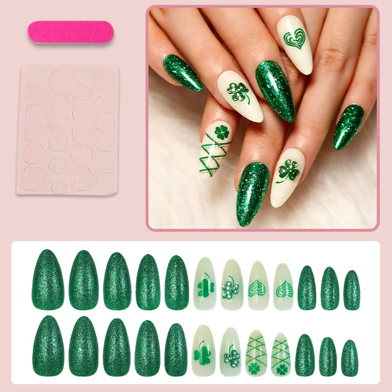 Kunstnagelset mit glamourösen Glitzer- und Glücksdesigns Brehn