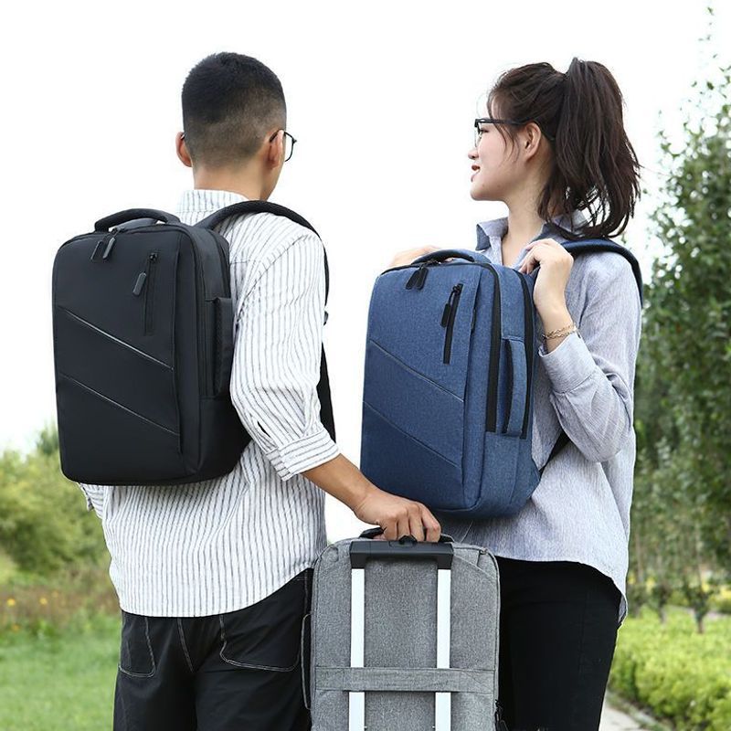 Moderner Vielseitiger Rucksack Brehn