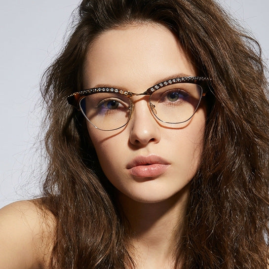 Damen Katzenaugen Brille mit eleganten Glitzerdetails Brehn