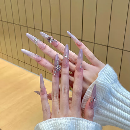 Premium Dekorative Press-On Nagelerweiterungen
