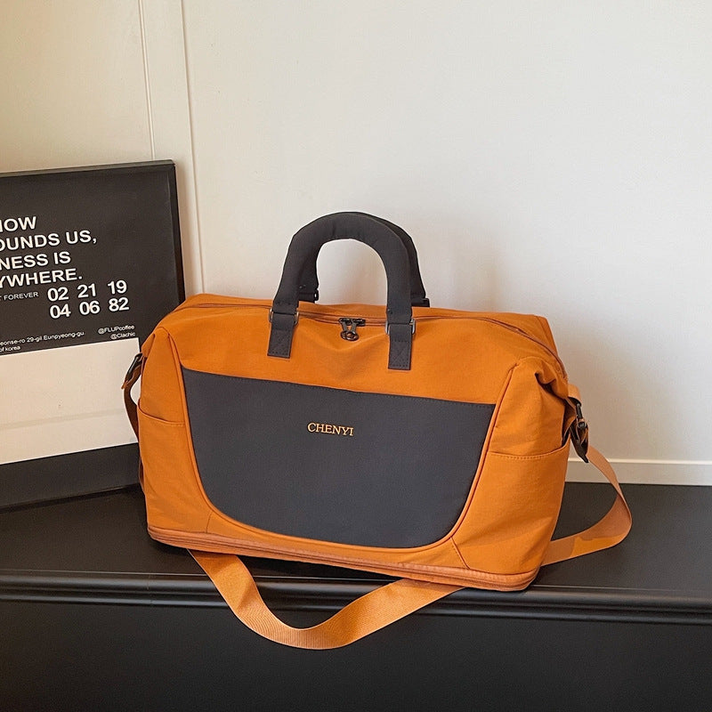 Stylischer Reisetasche