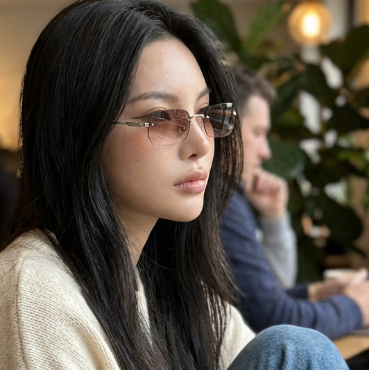 Damen geometrische Sonnenbrille mit filigranem Metallrahmen Brehn