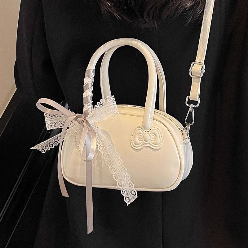 Elegante Handtasche mit Schleifendetail Brehn