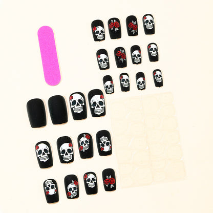 Skull und Rose Acryl Nagelkunst Verlängerungen Brehn