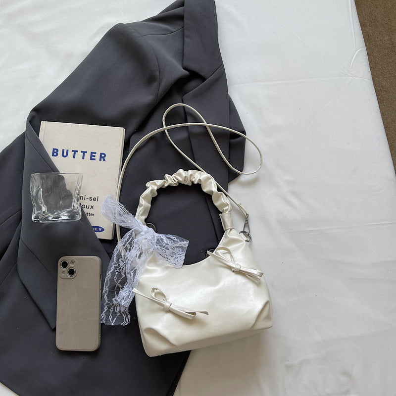 Elegante Satin-Handtasche Brehn