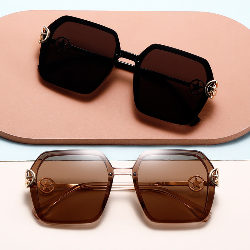 Damen Modische Sonnenbrille mit luxuriösen Verzierungen Brehn