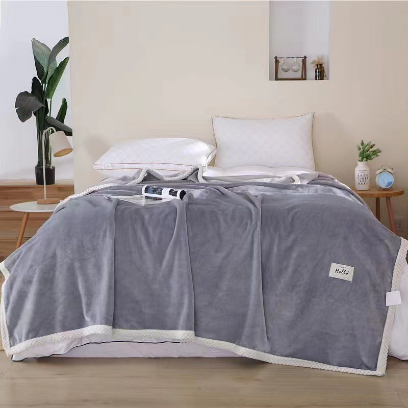 Unisex Kuscheldecke mit verspieltem Wolken-Design Brehn