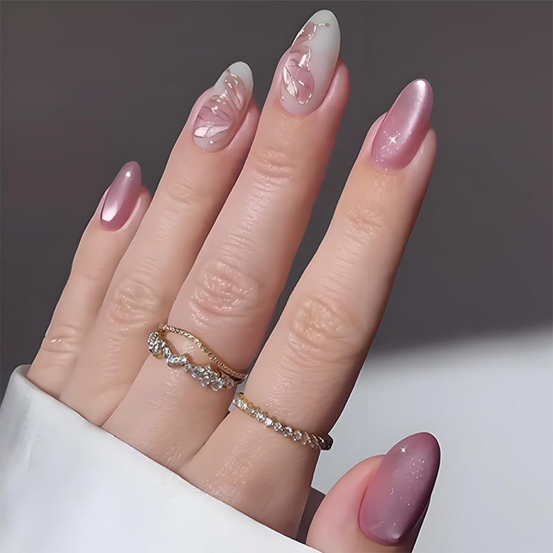 Kunstnagel Set mit luxuriösen, floral-musternden Designs Brehn