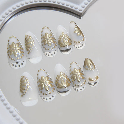 Dekorativer Nagelkunst Design Brehn