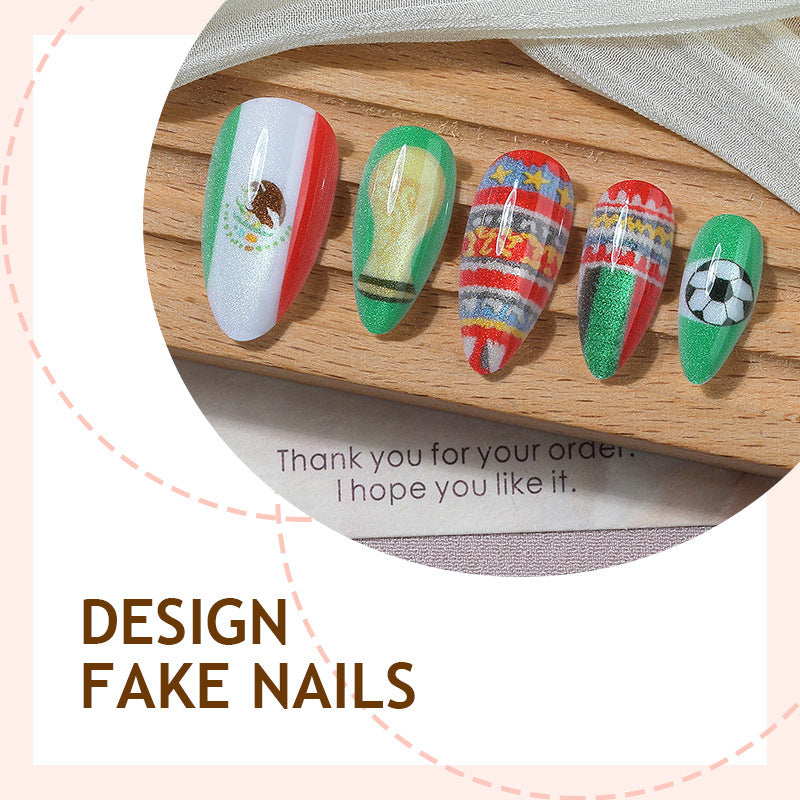 Kunstnagelset mit festlichen Designs und einzigartigen Motiven Brehn