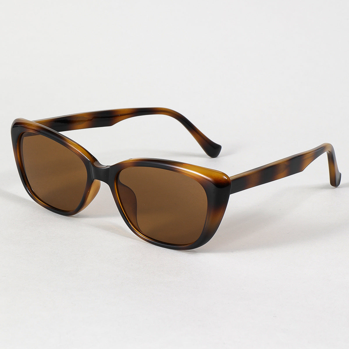 Damen elegante Sonnenbrille im trendigen Katzenaugen-Stil Brehn