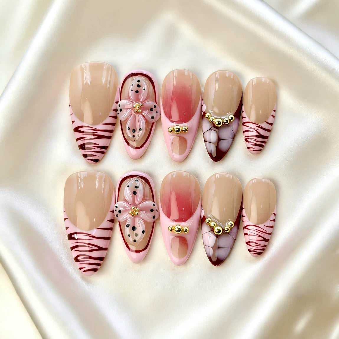 Künstlerisches Blumenverzierung Press-On Nagelset