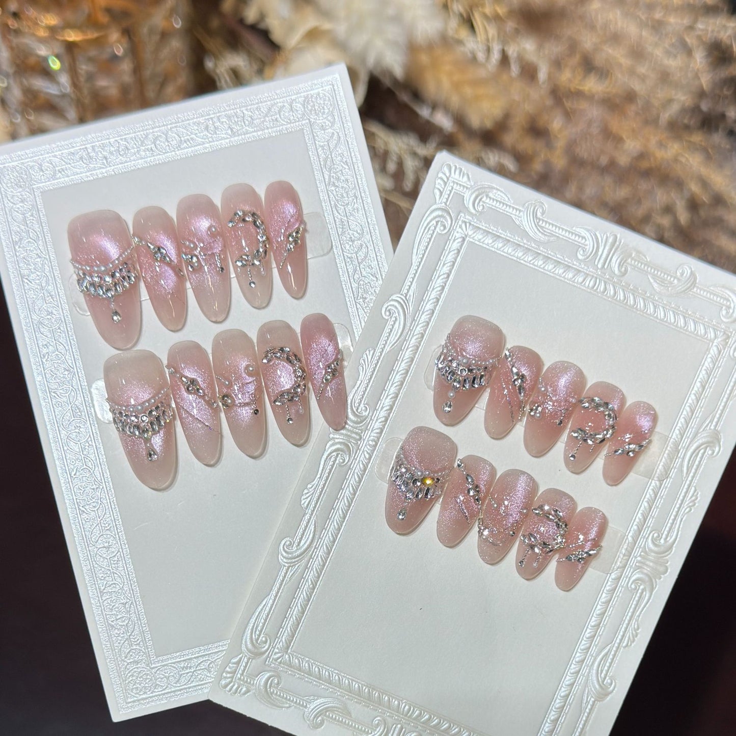 Künstlerisches Stiletto-Nagelkunst-Design Brehn