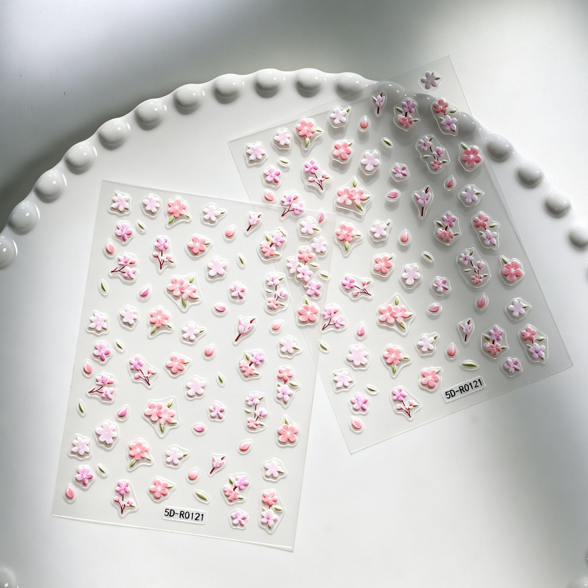 Dekorative 3D Blüten- und Schmetterling-Nagelkunst Charms