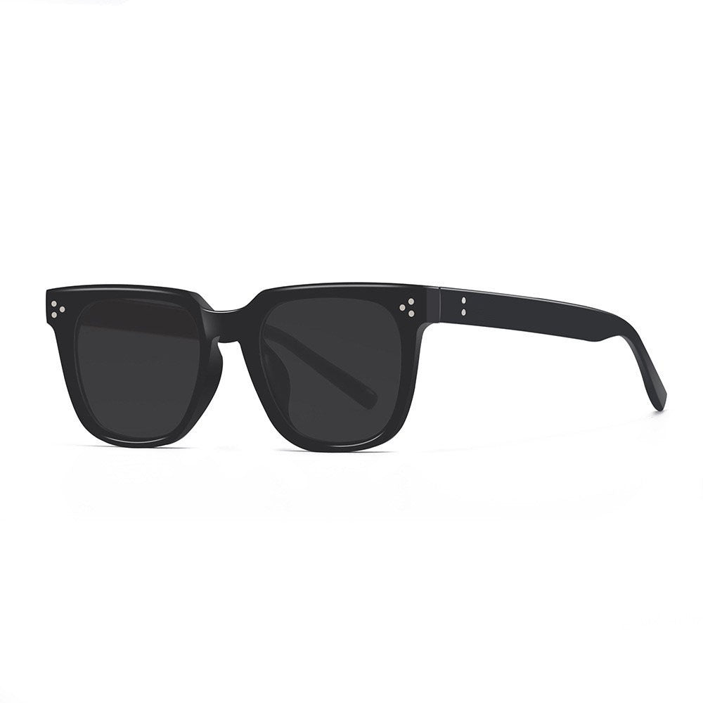 Damen modische Sonnenbrille mit robustem Rahmen und UV-Schutz Brehn