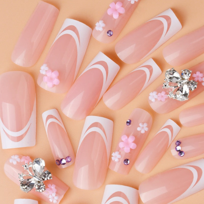 Dekorative Floral Nagelverlängerungen Brehn