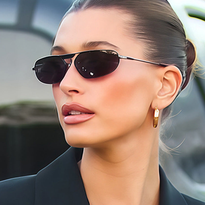 Damen modische Sonnenbrille im eleganten Polygon-Design Brehn