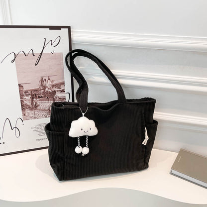 Gemütliche strukturierte Stofftasche