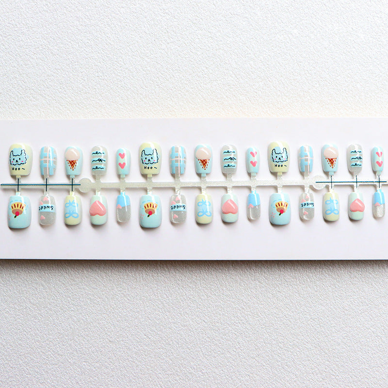 Kreatives thematisches Press-On-Nagelset Brehn