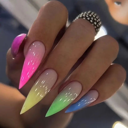 Spitze Stiletto-Nagelverstärkungen Brehn
