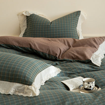Bettwäsche-Set aus Flanell mit Karomuster, Wendebettbezug und Spitzenrand