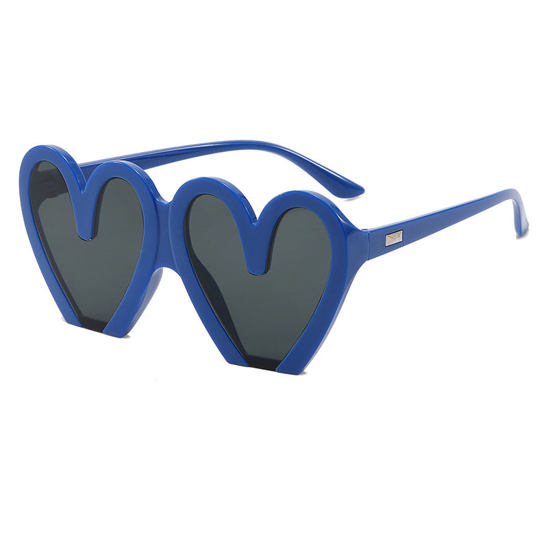 Damen Herzförmige Sonnenbrille mit auffälligem Design Brehn