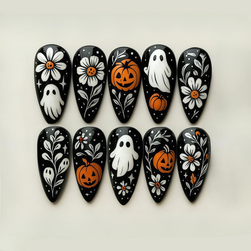 Kunstnägel Im Kreativen Halloween-Motiv Brehn