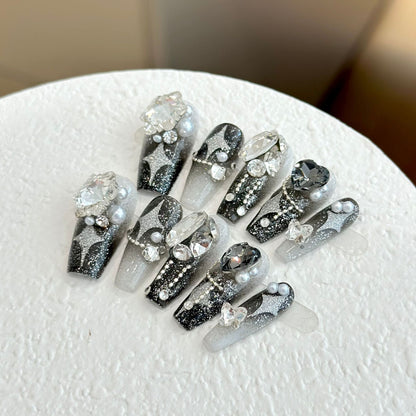 Künstlerisches glitzerndes Press-On-Nagelset