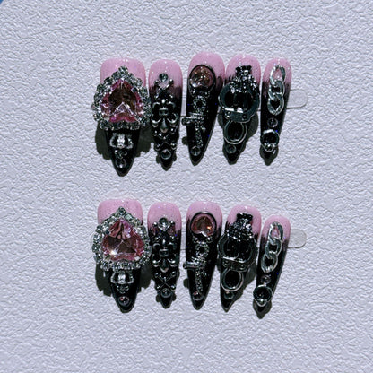 Glamouröse Nagelkunst Verlängerungen