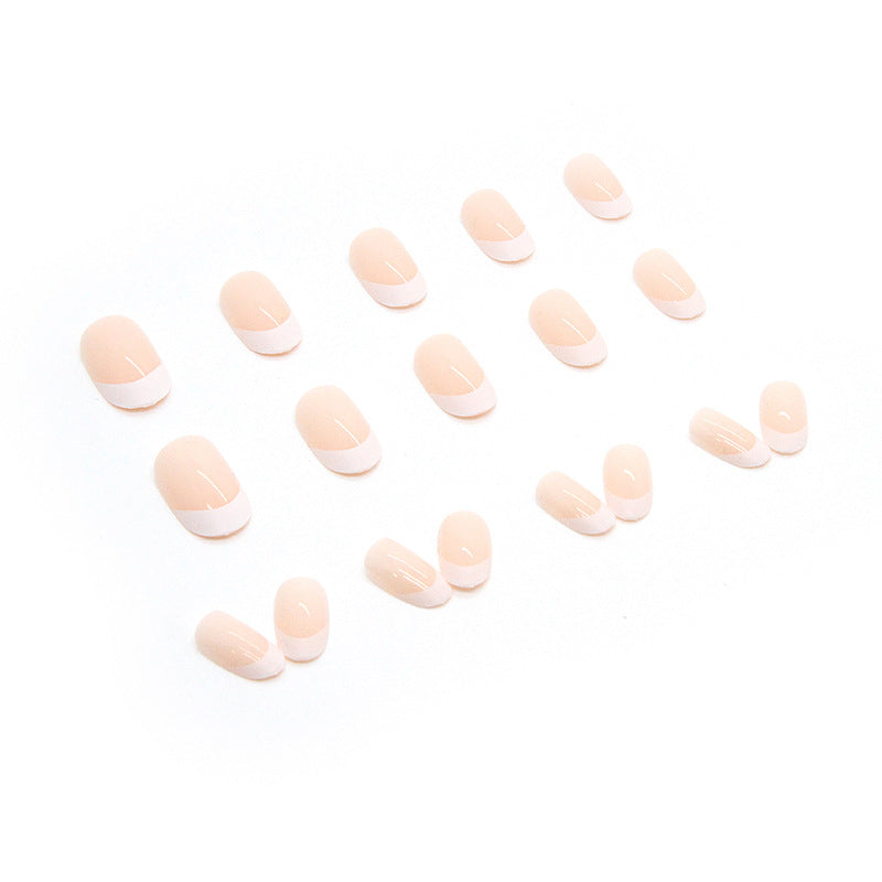 Stylische French Tip Acryl Nagelverlängerungen Brehn