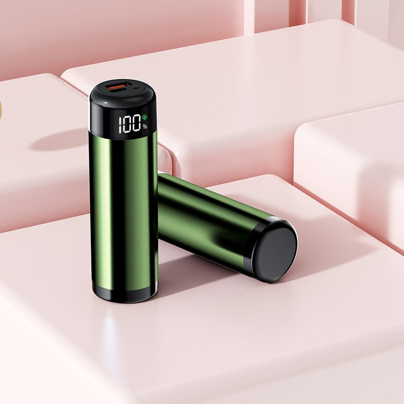 Powerbank mit Digitaler Ladeanzeige und Integrierter Taschenlampe Brehn