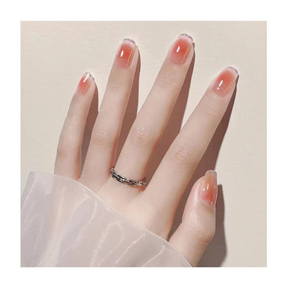 Elegante French Tip Nagelkunst