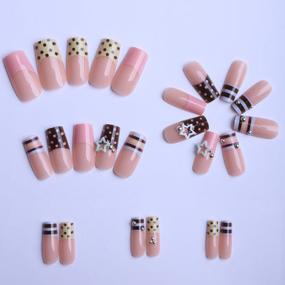 Künstliche Nagelkunst Brehn