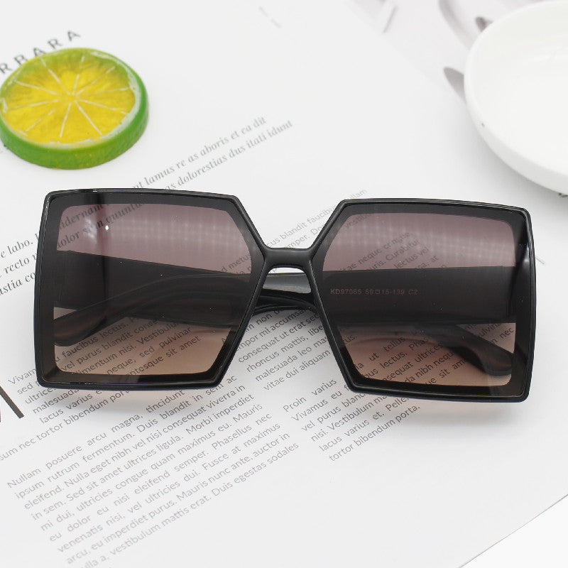 Damen Modische Oversized-Sonnenbrille mit kantigem Design Brehn