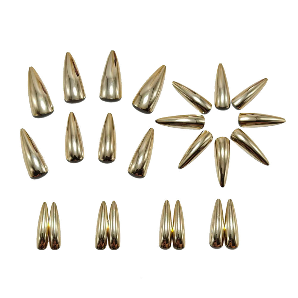 Elegante und Glänzende Stiletto-Kunstnägel Brehn