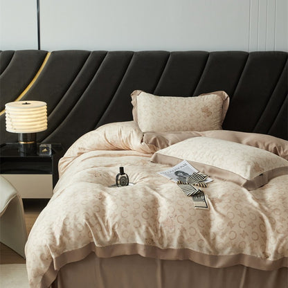 Luxuriöse Satin-Bettwäsche-Garnitur mit geometrischem Jacquardmuster und Satinbesatz Brehn